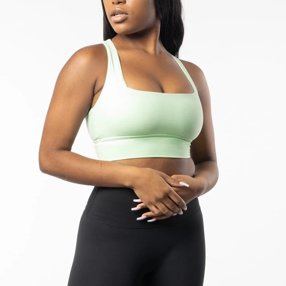 ❌SOLD NWT Buffbunny Revolution Excel Sports bra